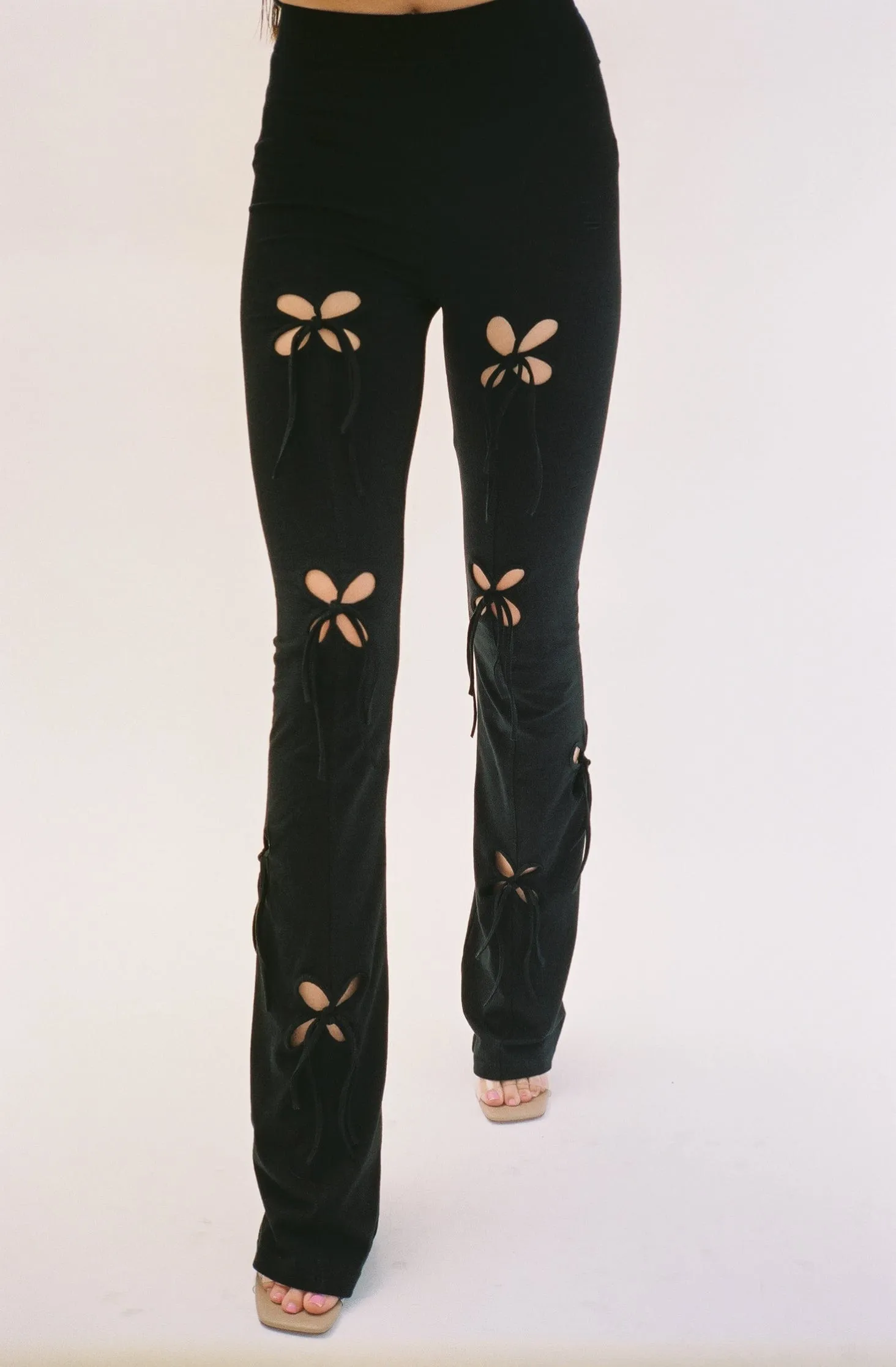 Black Petal Leggings