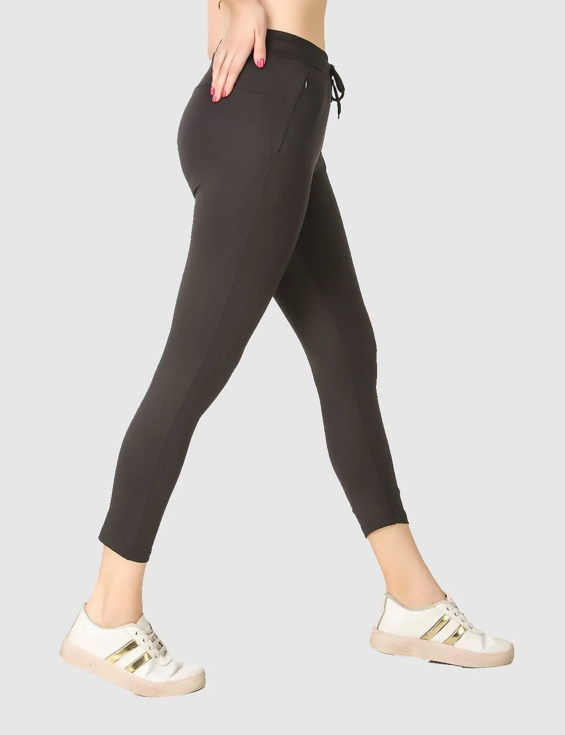 Fitinc Activewear Black Trackpant for Women