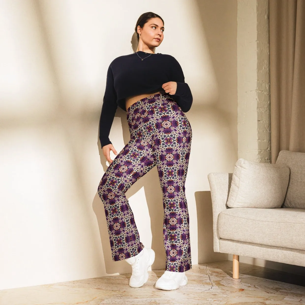 High-Rise Flared Leggings Purple Roses