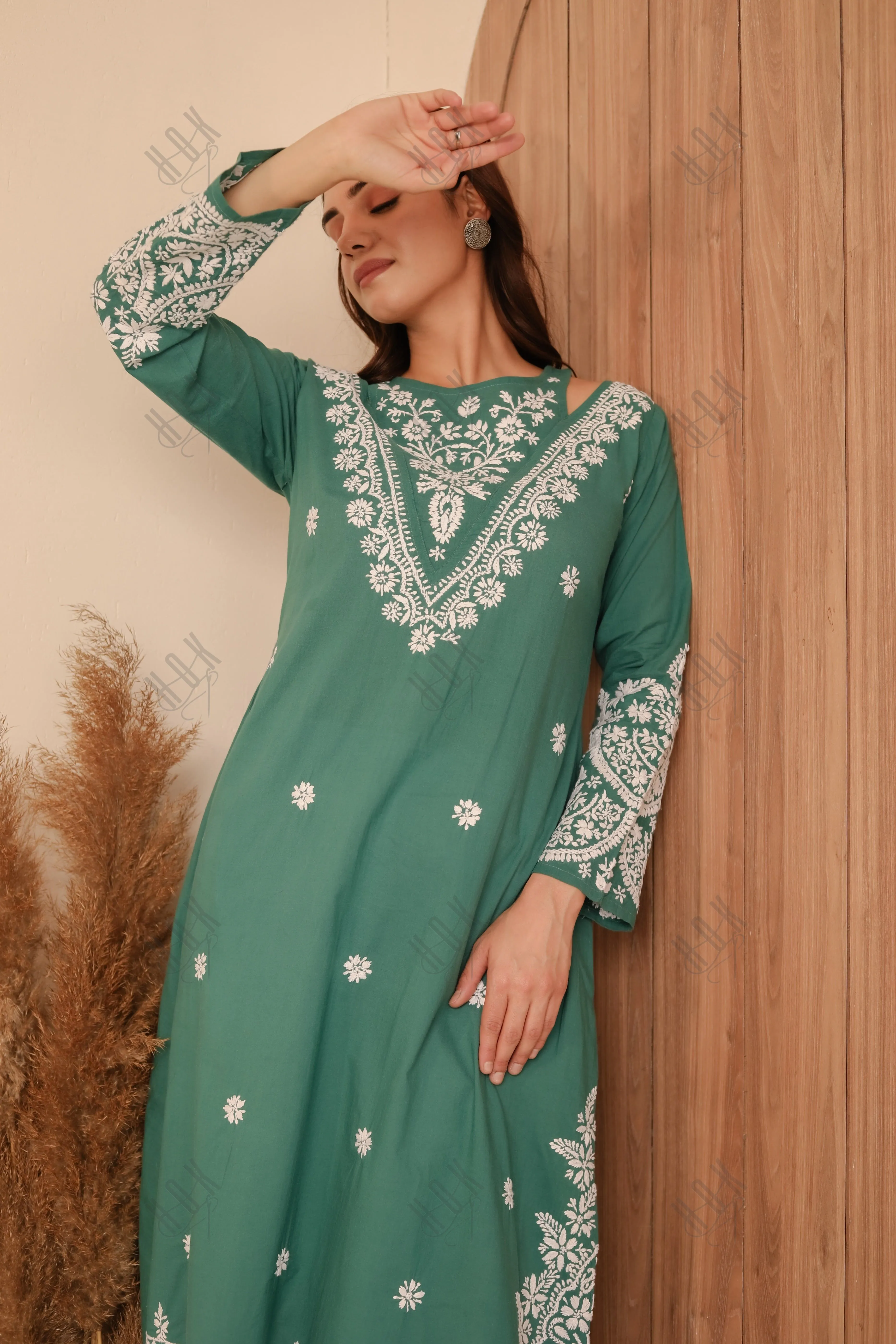 Saba Chikankari Long kurta in cotton - Green