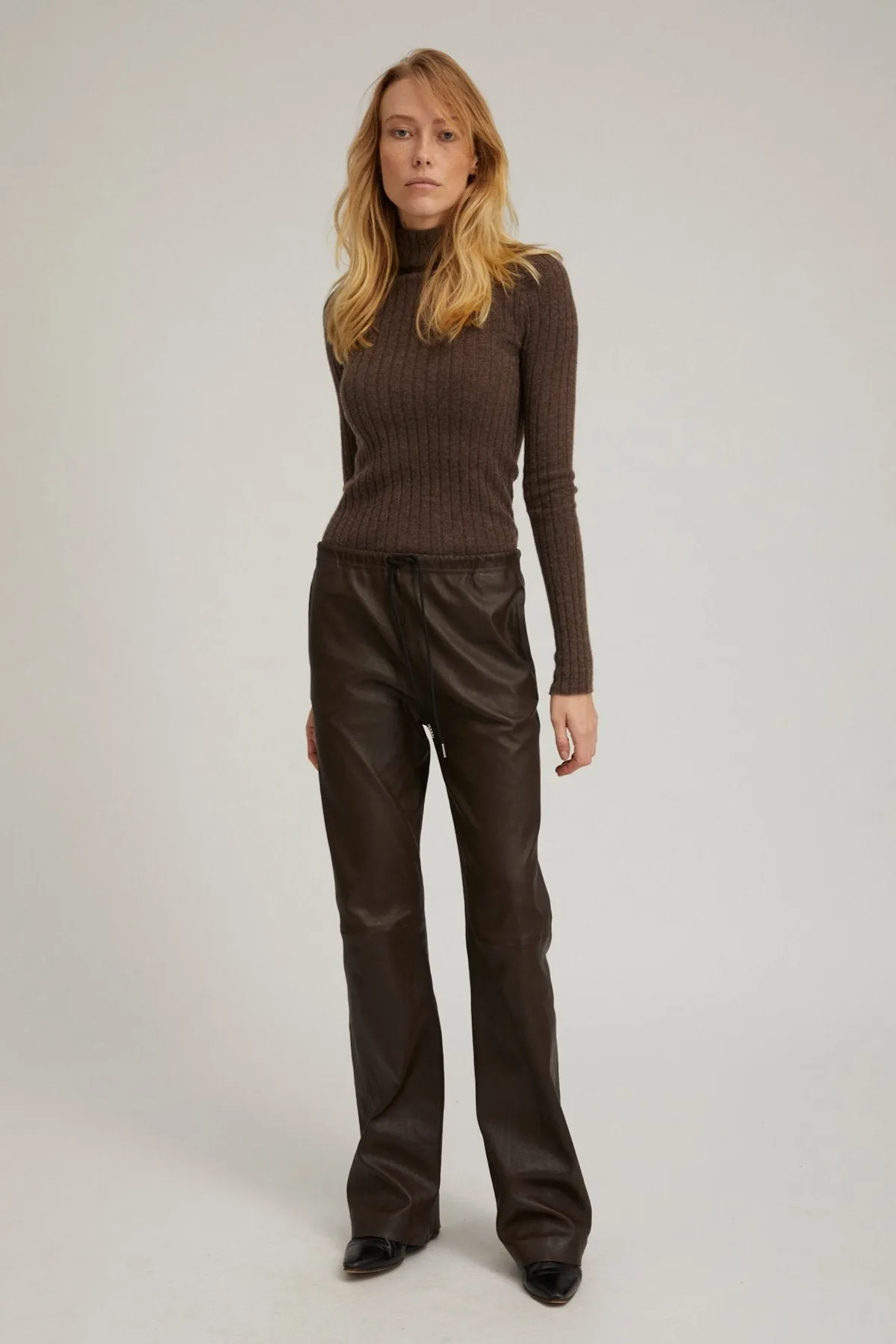 Truffle Heavy Cashmere Mock Neck